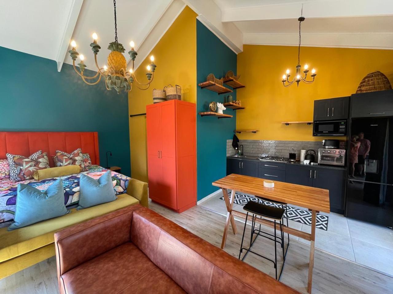 Periwinkle, Grove ,Acorn & Sage Cottages クラレンス 部屋 写真